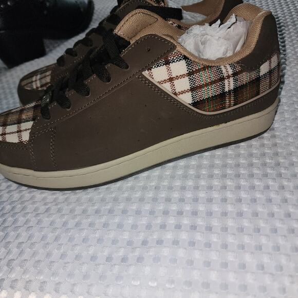 BITTER & TWISTED  NIB MENS SIZE 9M COLTON PLAID & LEATHER SKATEBOARD SNEAKERS - Picture 8 of 12